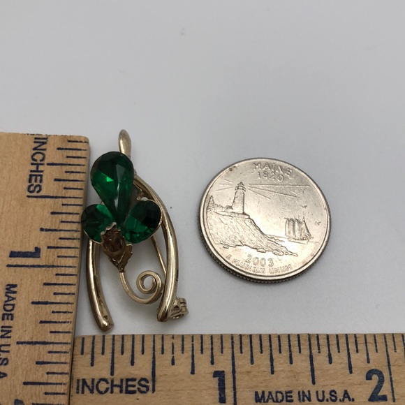 Elegant Vintage Brooch Pin Wishbone Shamrock Clover Lucky Charm Emerald Silver - Picture 2 of 6